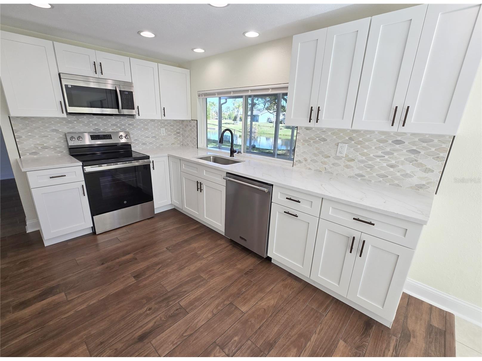 3604 Delta Place Holiday FL 34691 R4910431 image4