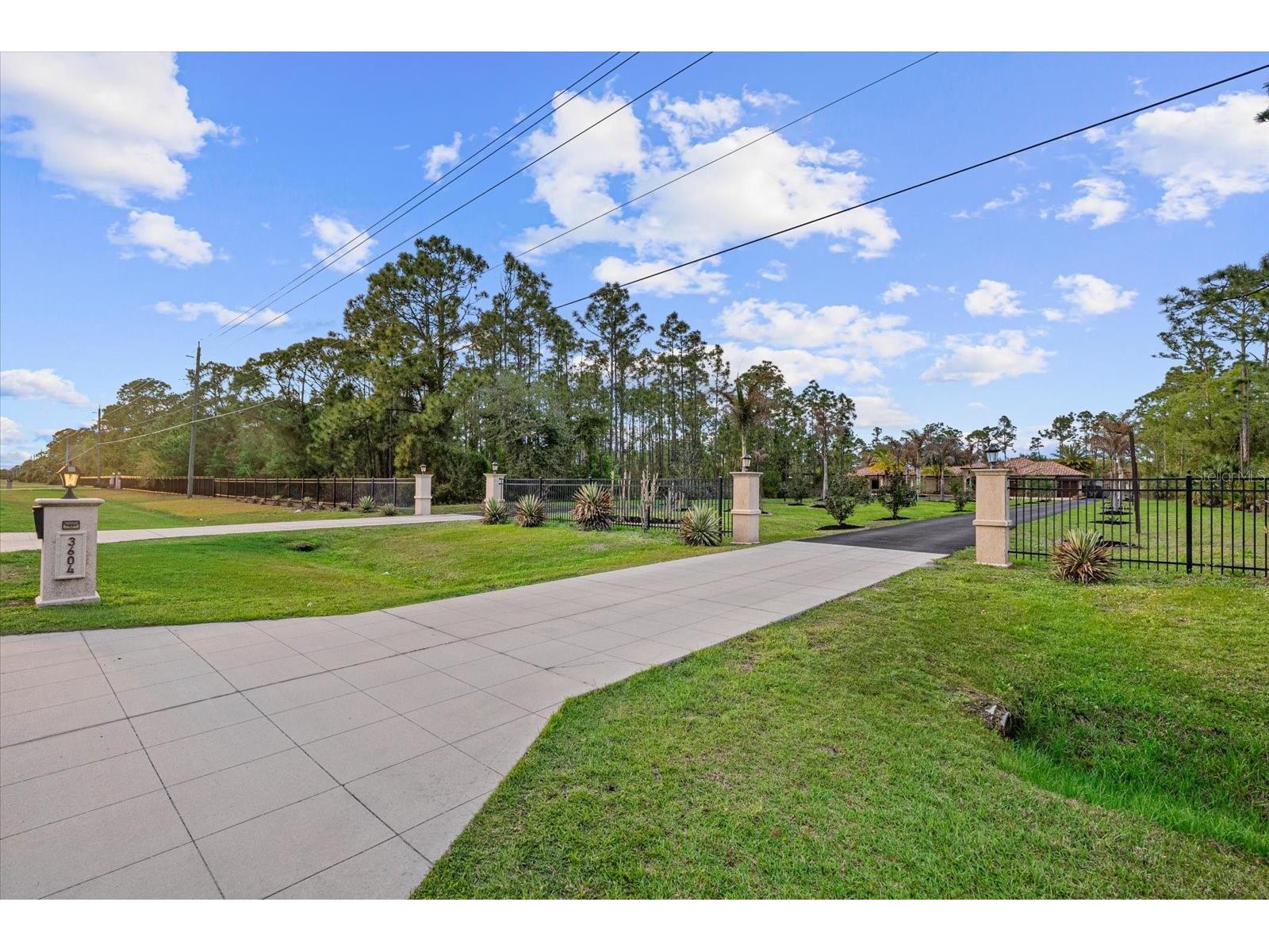 3604 Tropicaire Boulevard North Port FL 34286 A4686772 image48