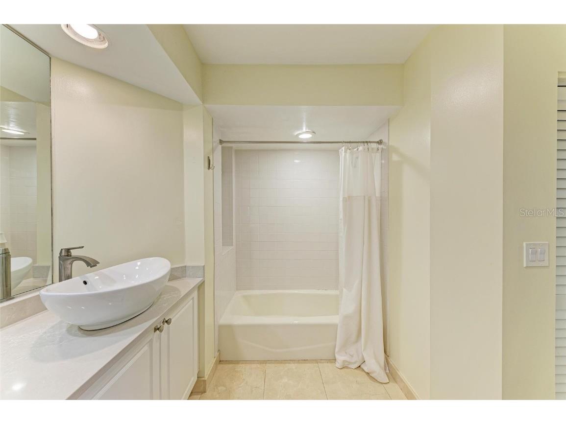 3605 54th Drive W #101 Bradenton FL 34210 A4646710 image29