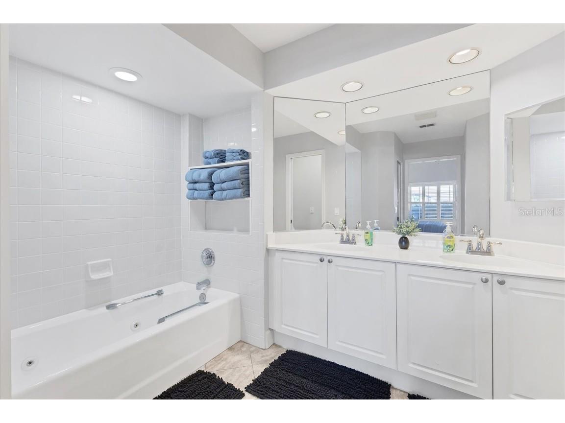 3605 54th Drive W #104 Bradenton FL 34210 A4649743 image21