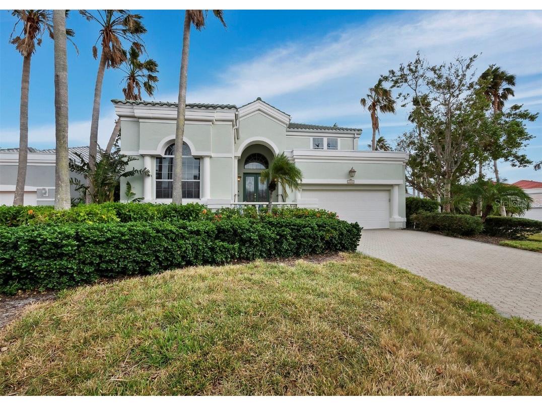 3605 Fair Oaks Place Longboat Key FL 34228 A4628568 image1
