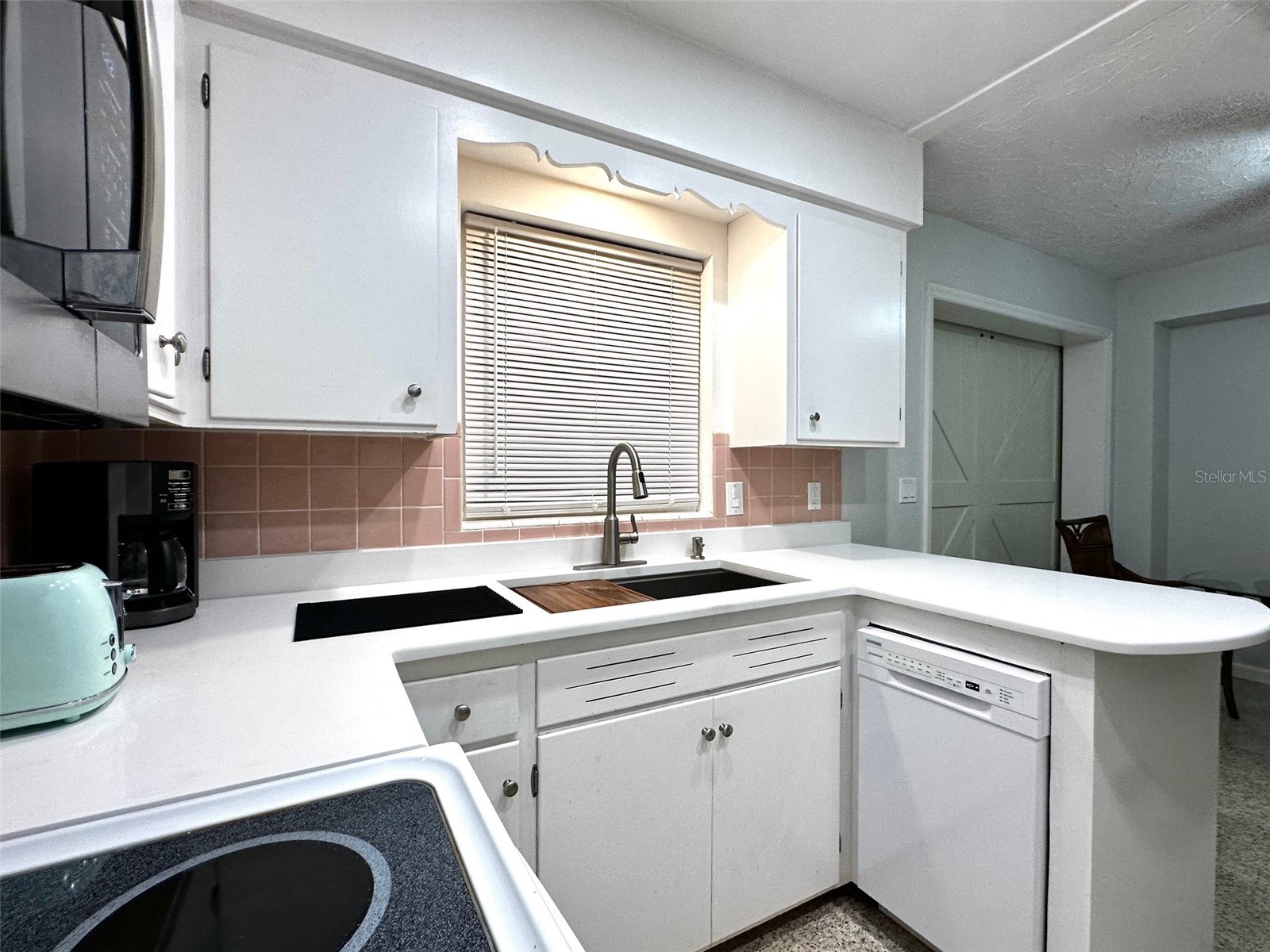 3605 Iroquois Avenue Sarasota FL 34234 A4655243 image12