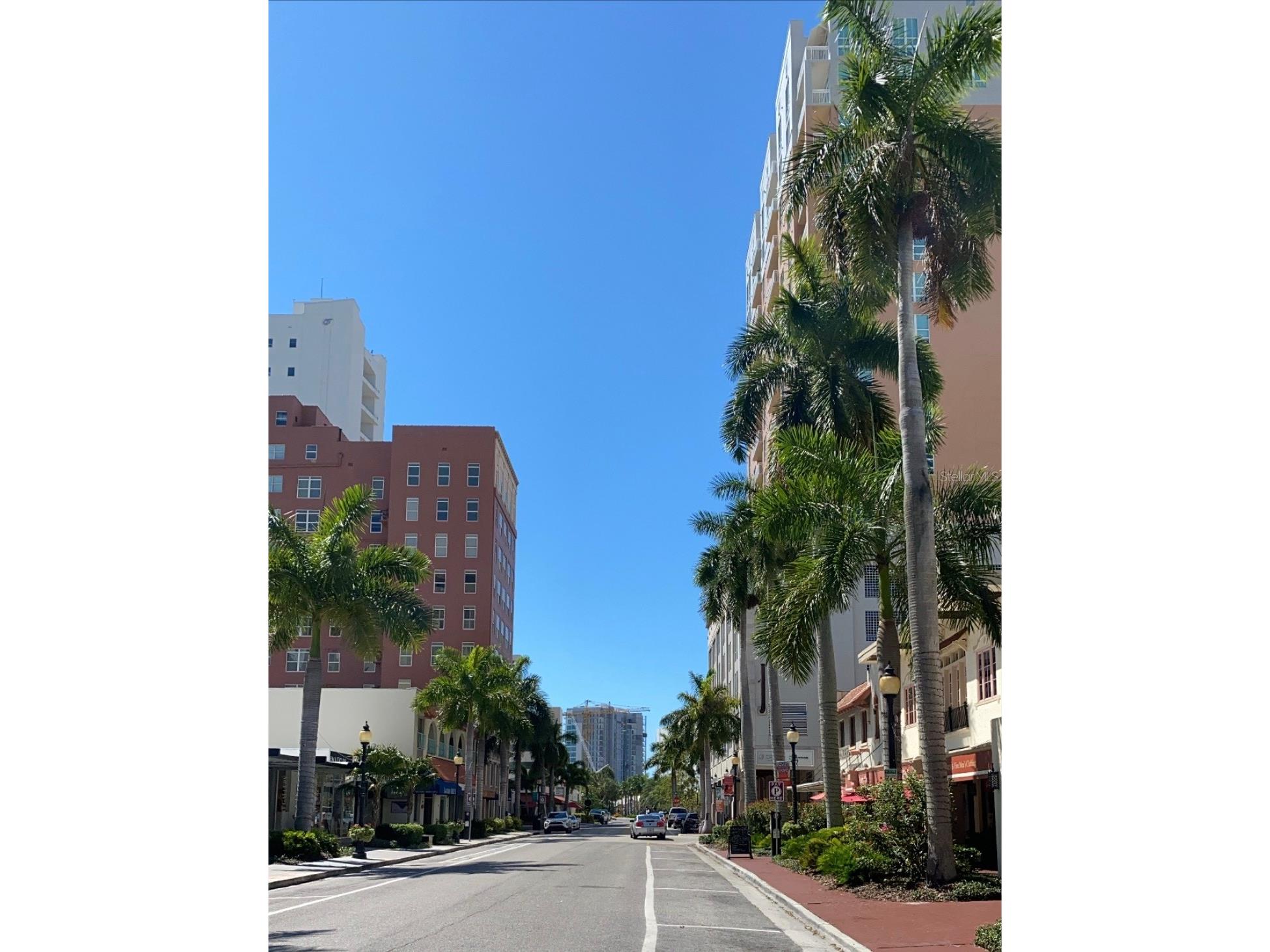 3605 Iroquois Avenue Sarasota FL 34234 A4655243 image48