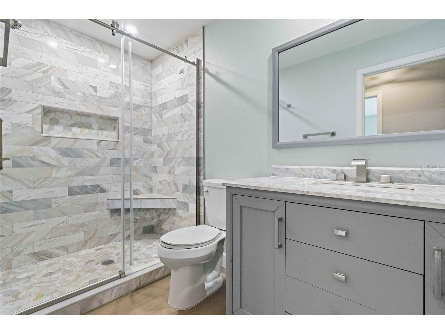3605 Shady Brook Lane Sarasota FL 34243 A4687854 image17