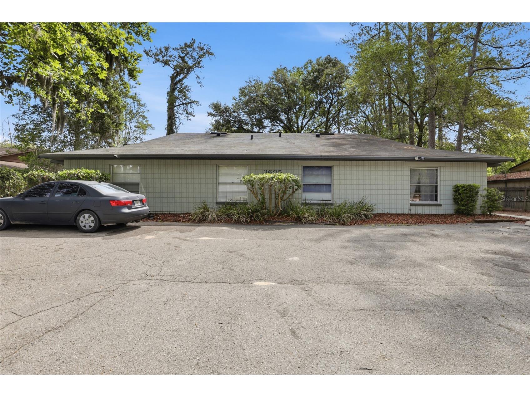 3605 SW 29th Terrace Gainesville FL 32608 GC540228 image2
