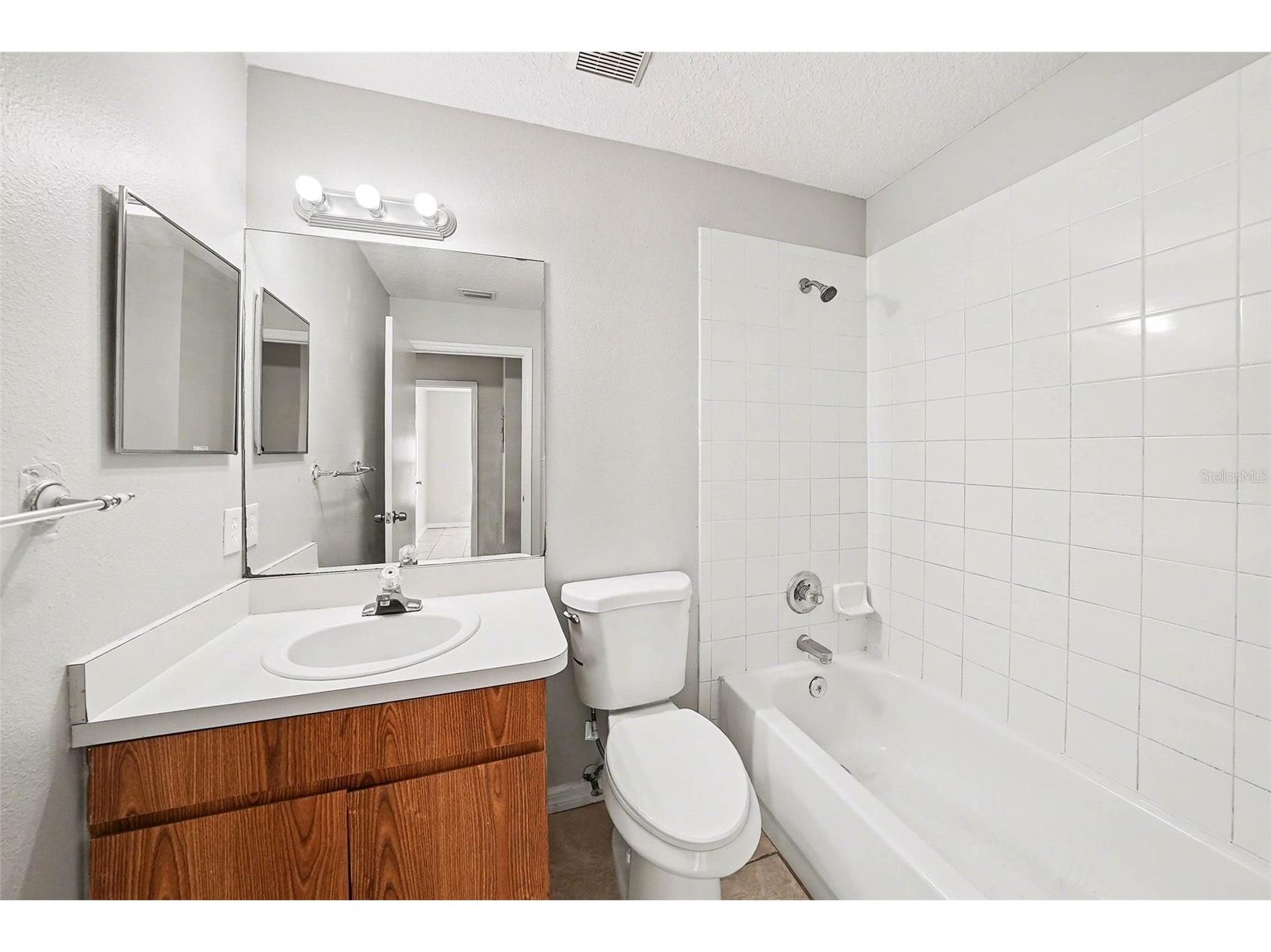 3605 Temple Street Tampa FL 33619 TB8468272 image12