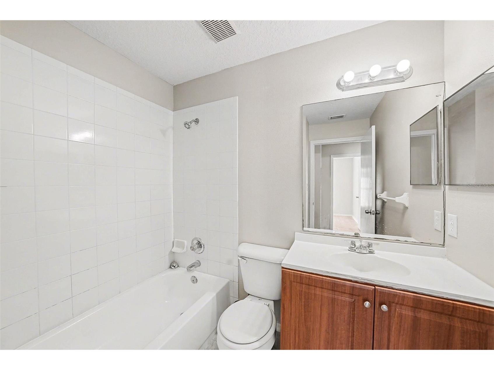 3605 Temple Street Tampa FL 33619 TB8468272 image9