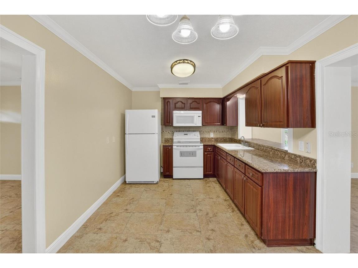 3605 W Flora Street Tampa FL 33614 TB8443485 image16