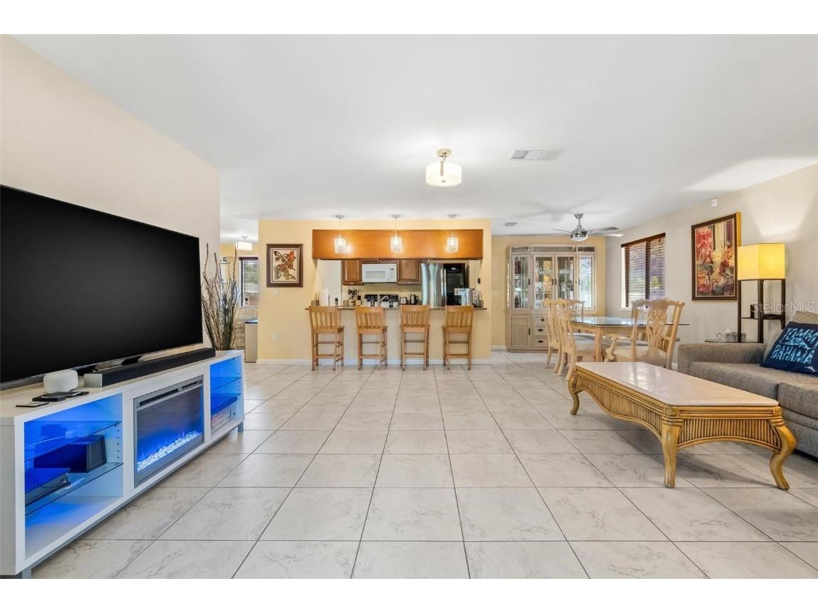 3606 64th Street W Bradenton FL 34209 C7515871 image11