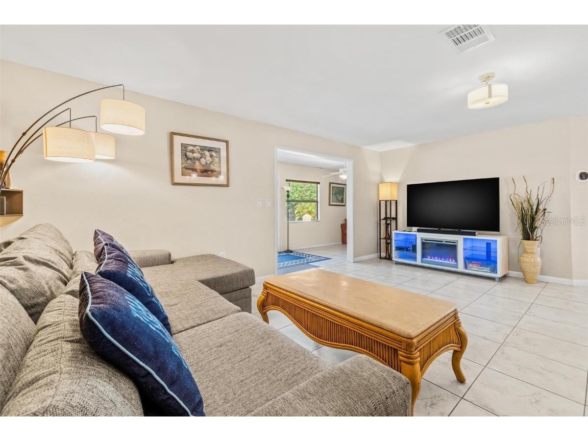 3606 64th Street W Bradenton FL 34209 C7515871 image12