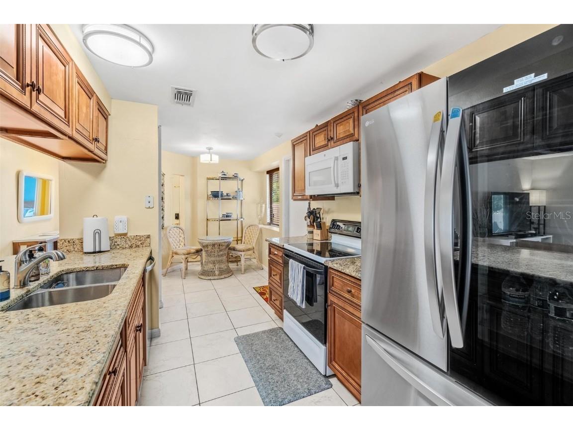 3606 64th Street W Bradenton FL 34209 C7515871 image6