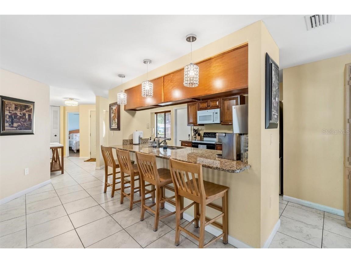 3606 64th Street W Bradenton FL 34209 C7515871 image8