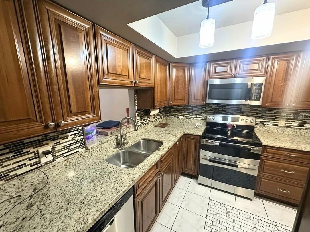 3606 Beneva Road #504 Sarasota FL 34232 L4962418 image14