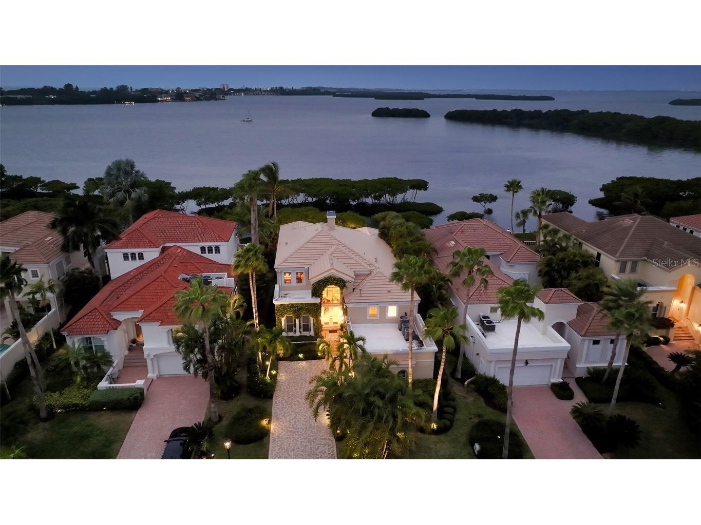 3606 Fair Oaks Place Longboat Key FL 34228 - BUTTONWOOD HARBOR/SARASOTA BAY A4523345 image1