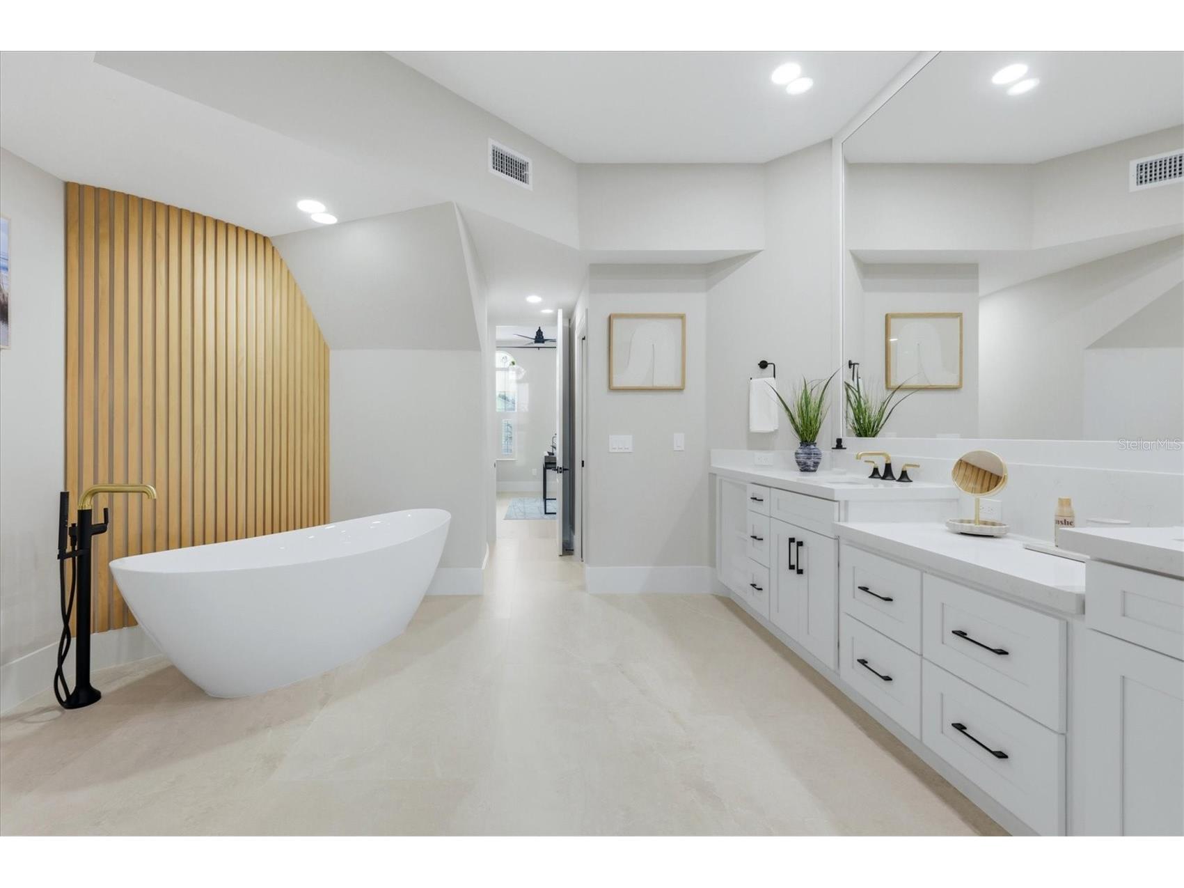 3606 Fair Oaks Place Longboat Key FL 34228 A4694394 image39