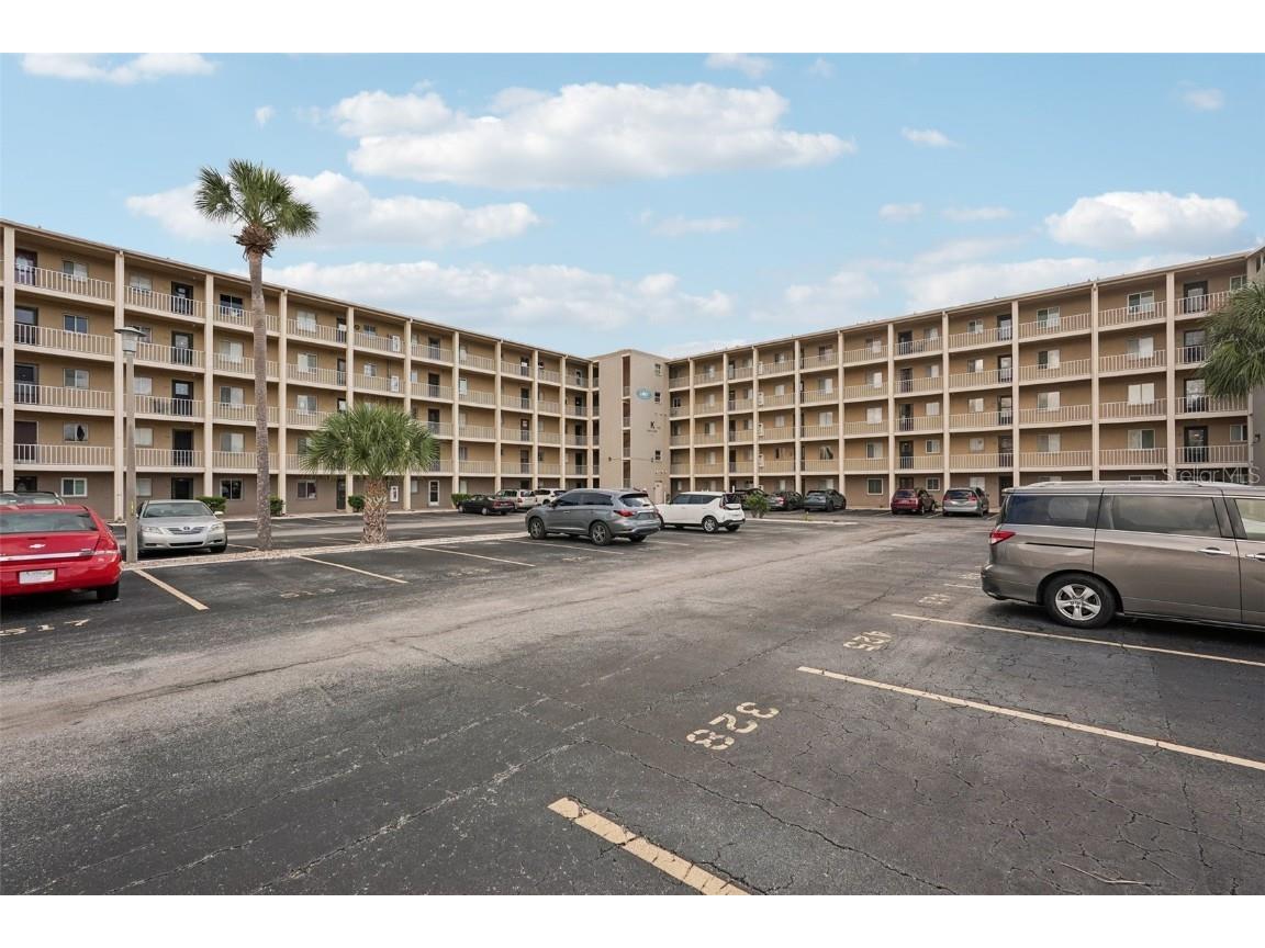 3606 Lake Bayshore Drive #K224 Bradenton FL 34205 TB8421157 image1