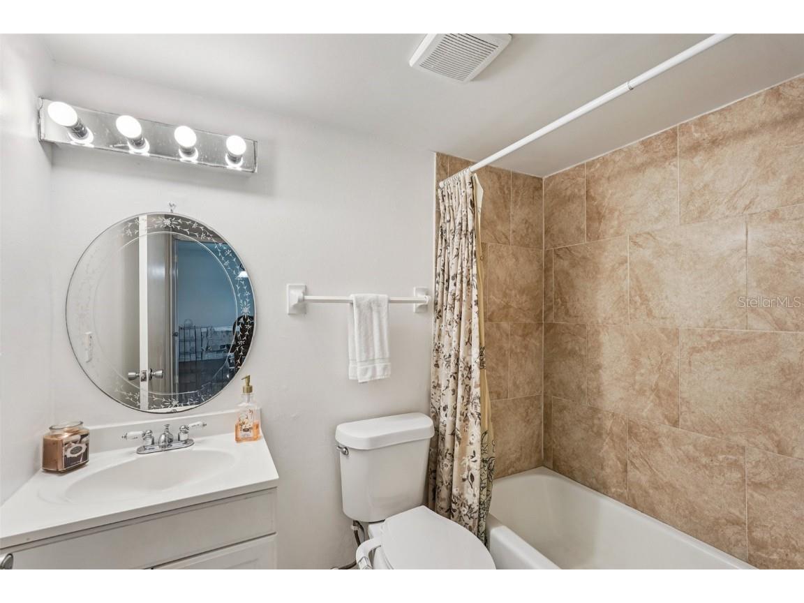 3606 Lake Bayshore Drive #K224 Bradenton FL 34205 TB8421157 image16