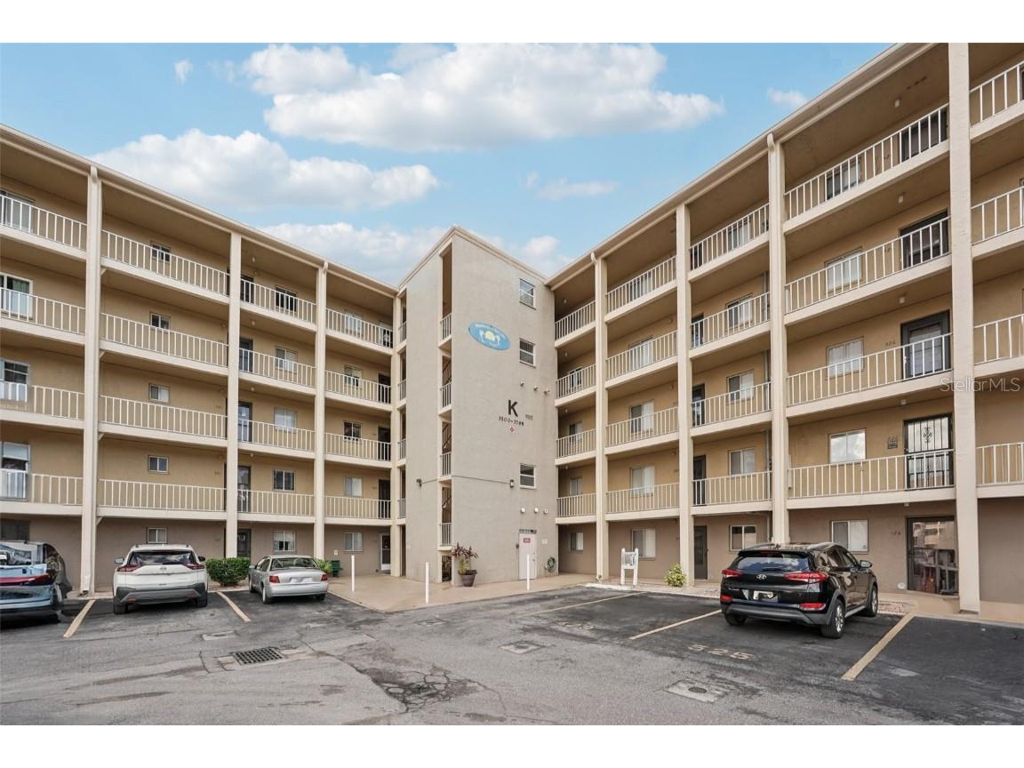 3606 Lake Bayshore Drive #K224 Bradenton FL 34205 TB8421157 image2