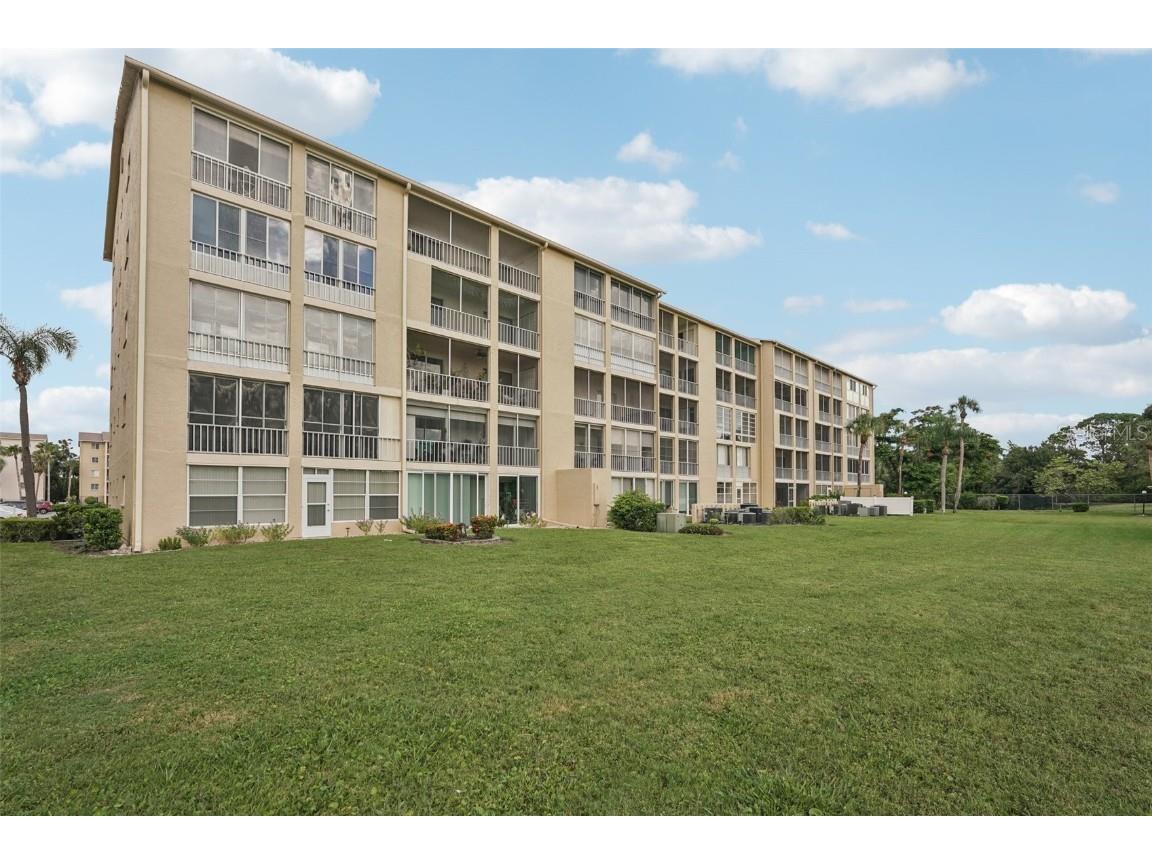 3606 Lake Bayshore Drive #K224 Bradenton FL 34205 TB8421157 image25