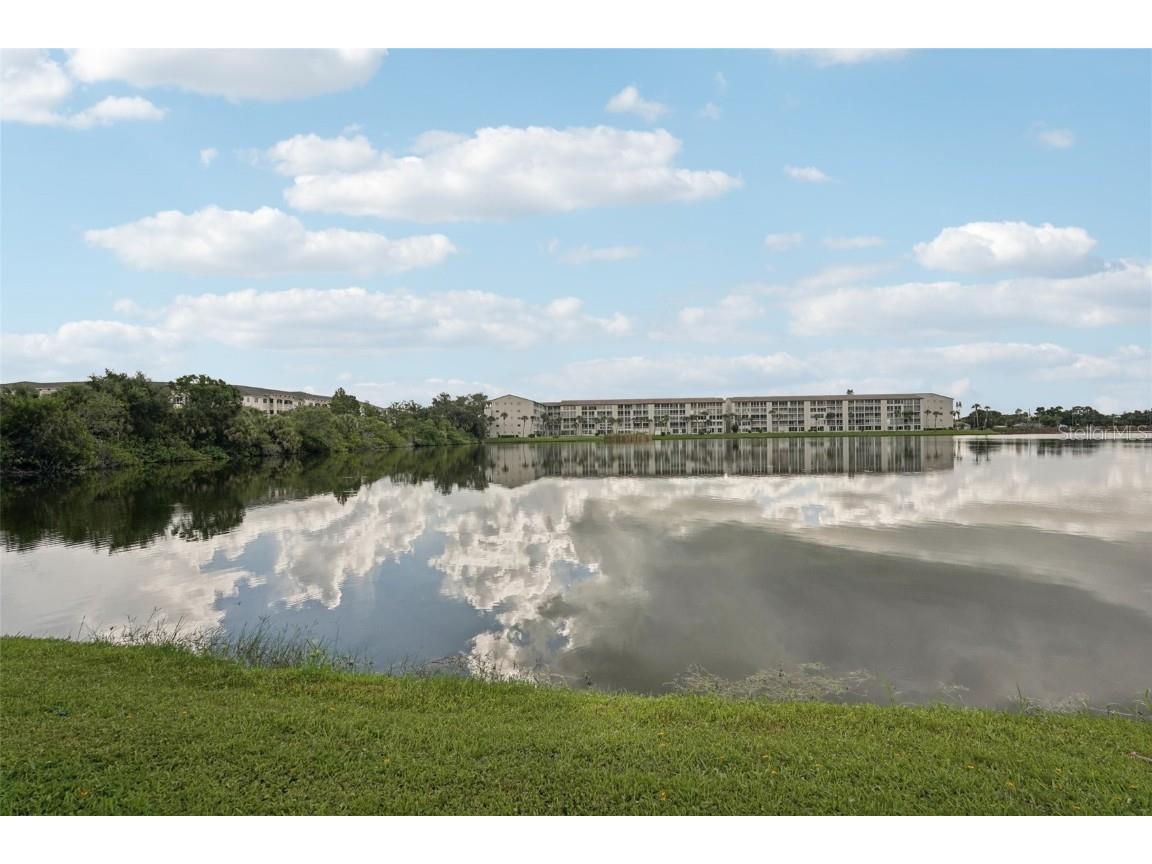 3606 Lake Bayshore Drive #K224 Bradenton FL 34205 TB8421157 image27