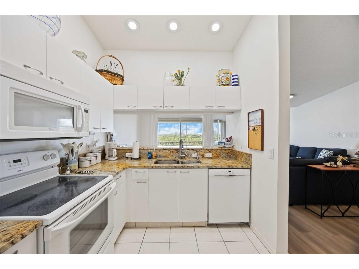 3607 E Bay Drive #206 Holmes Beach FL 34217 A4673494 image11