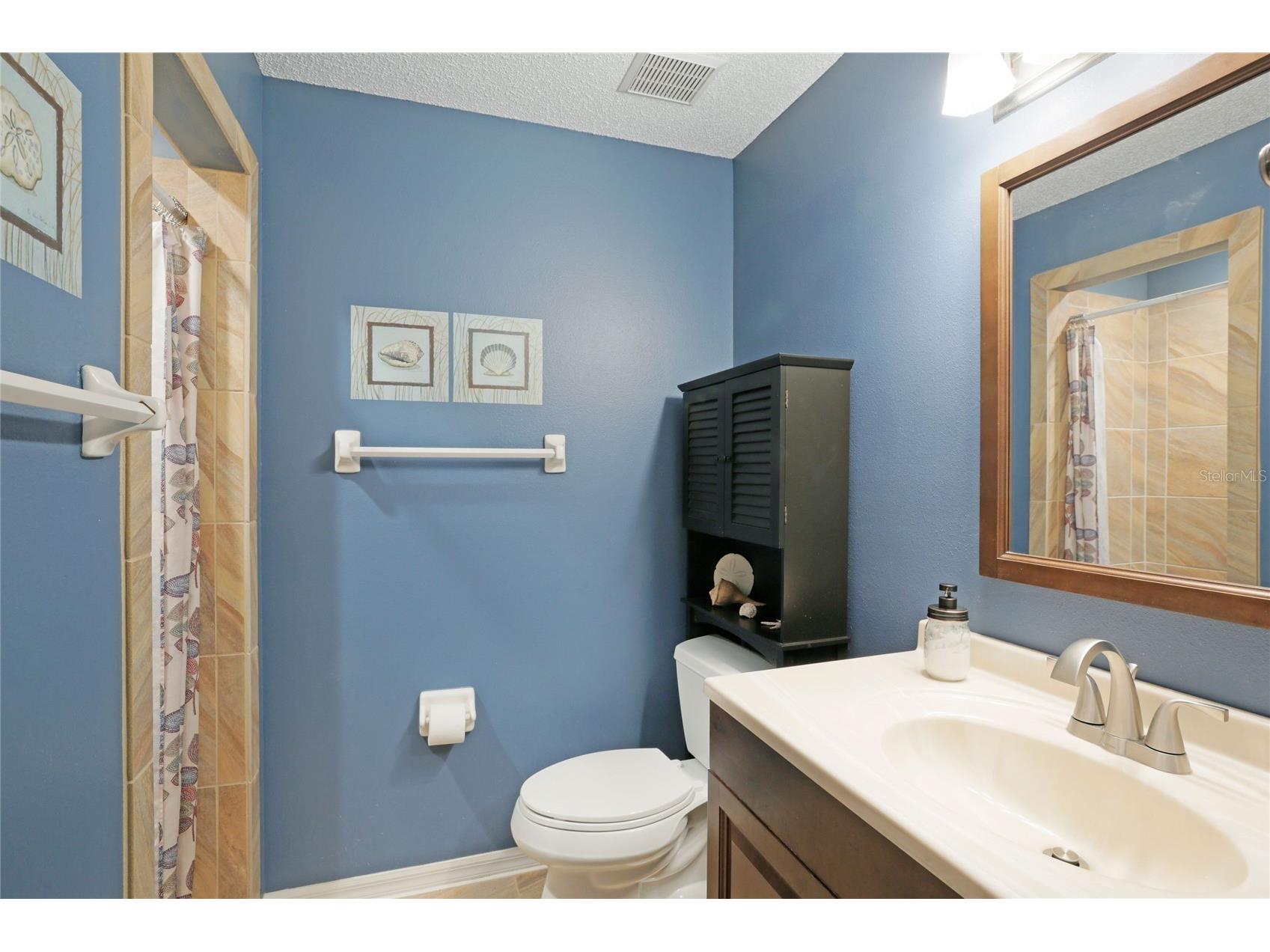 3607 E Bay Drive #211 Holmes Beach FL 34217 A4682620 image28