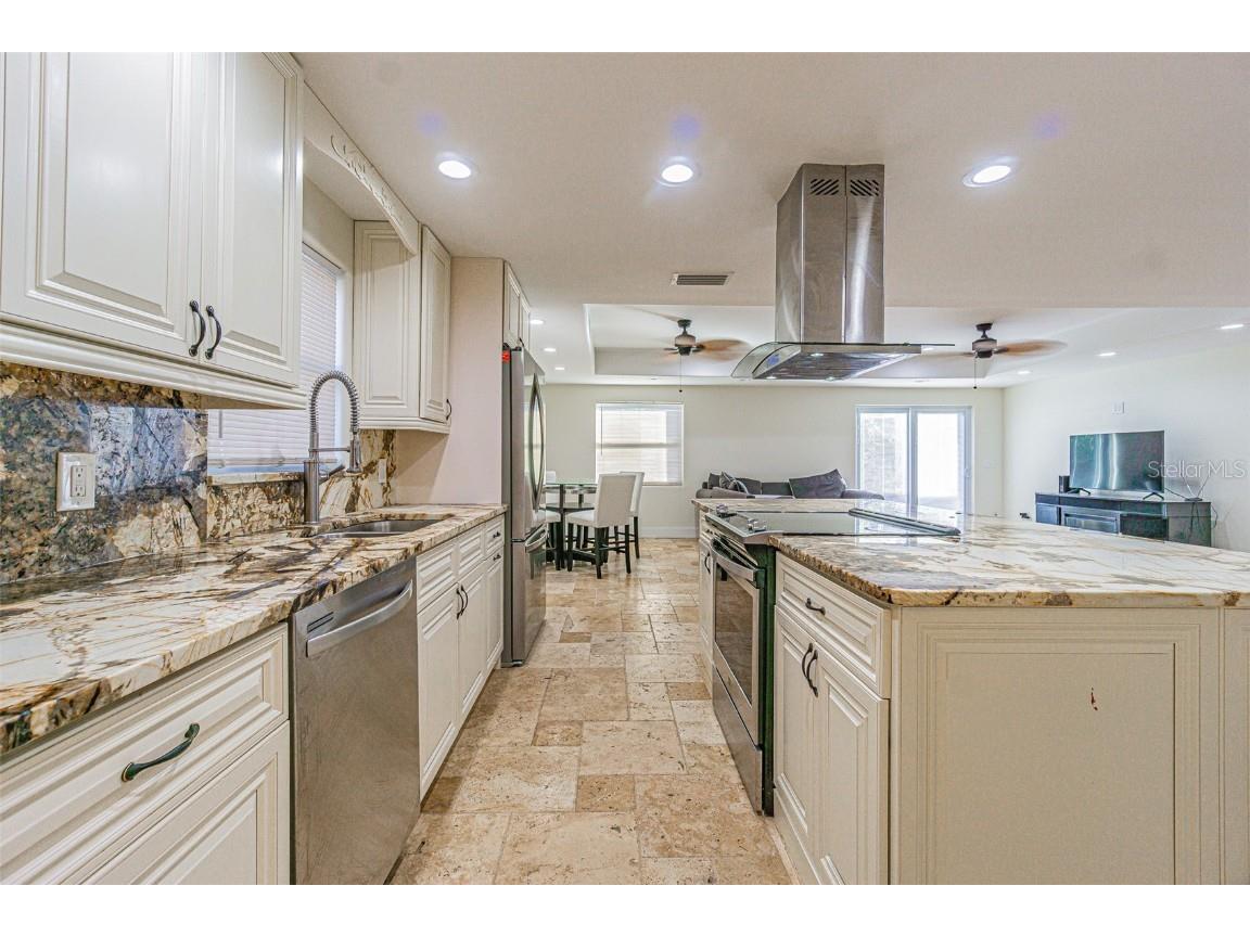 3607 E Hanna Avenue Tampa FL 33610 TB8451551 image14