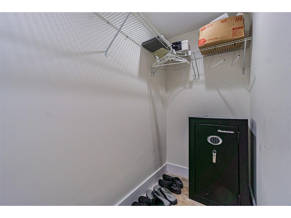 3607 E Hanna Avenue Tampa FL 33610 TB8451551 image18