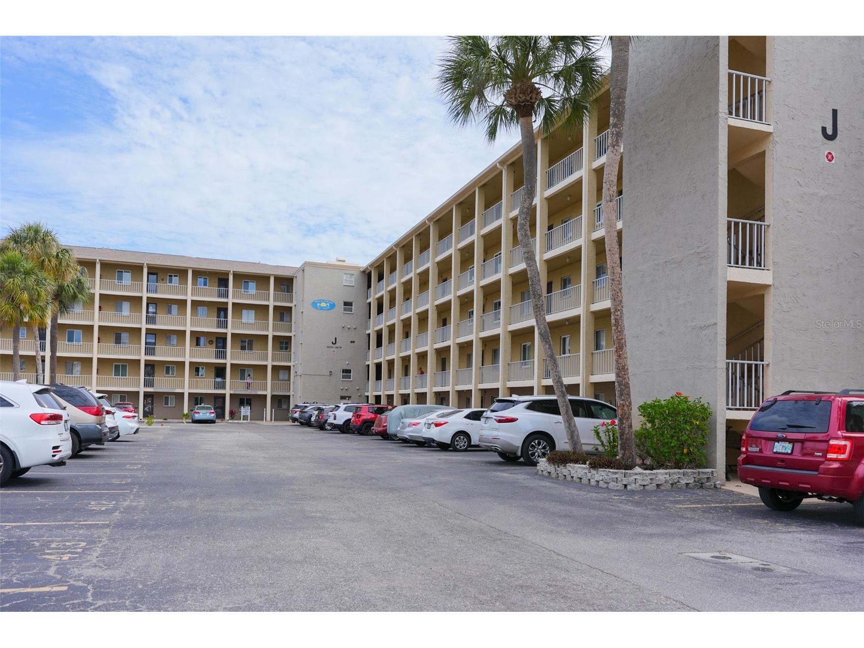 3607 Lake Bayshore Drive #312 Bradenton FL 34205 A4691418 image1