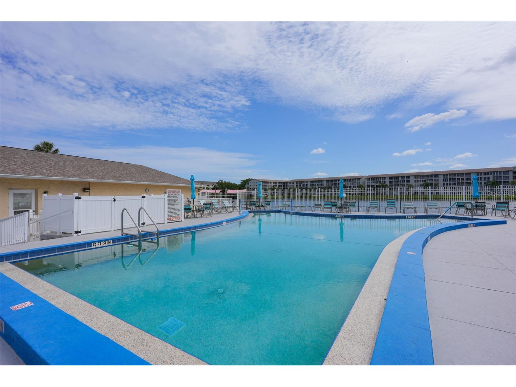 3607 Lake Bayshore Drive #312 Bradenton FL 34205 A4691418 image50