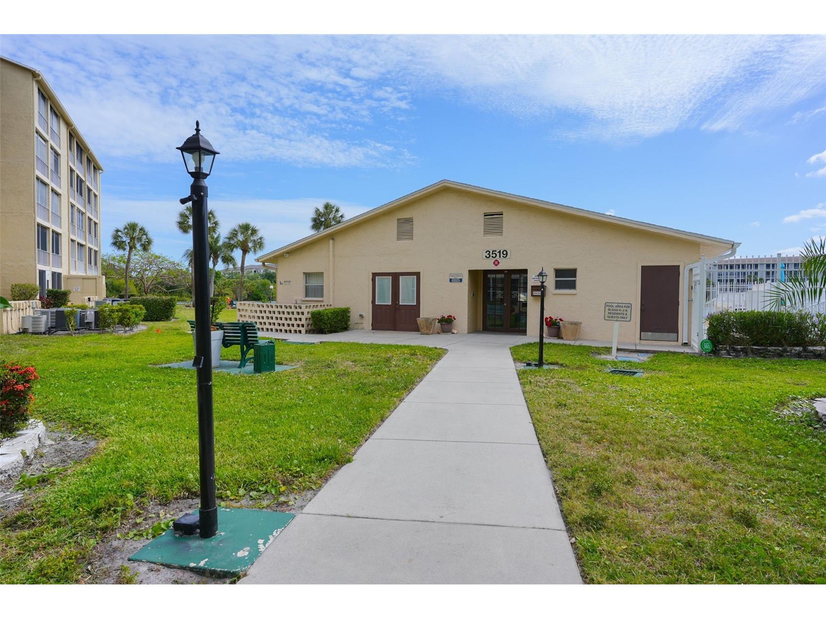 3607 Lake Bayshore Drive #312 Bradenton FL 34205 A4691418 image51
