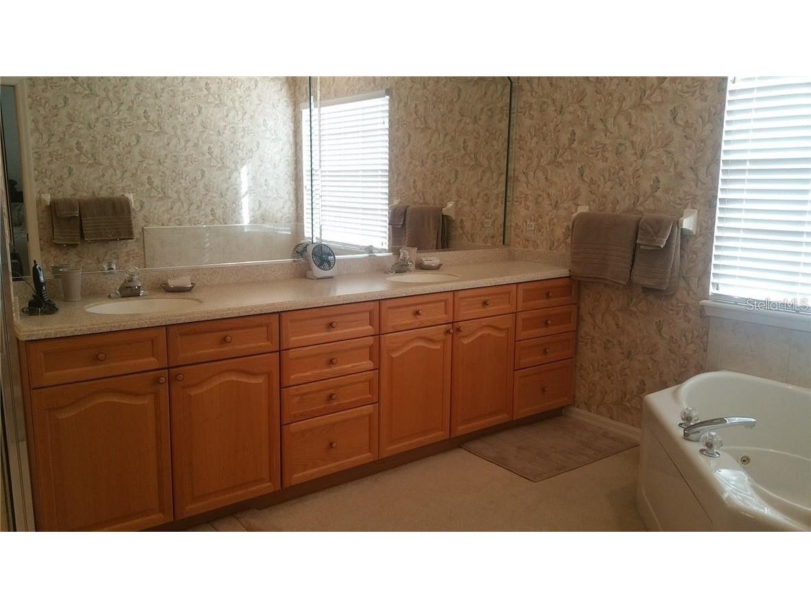 3607 Square West Lane #20 Sarasota FL 34238 A4631917 image13