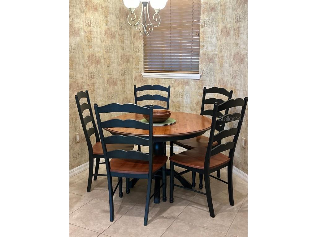 3607 Square West Lane #20 Sarasota FL 34238 A4631917 image9