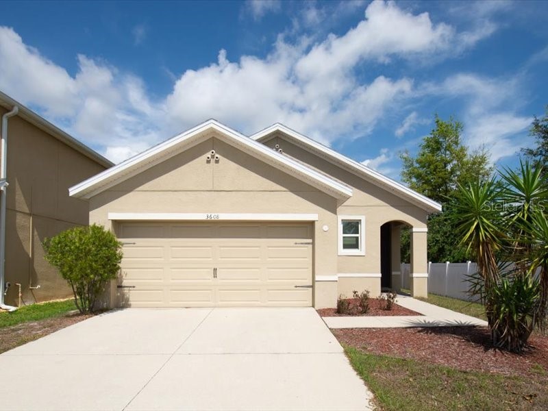 3608 Diamond Leaf Court Valrico FL 33594 TB8483528 image1