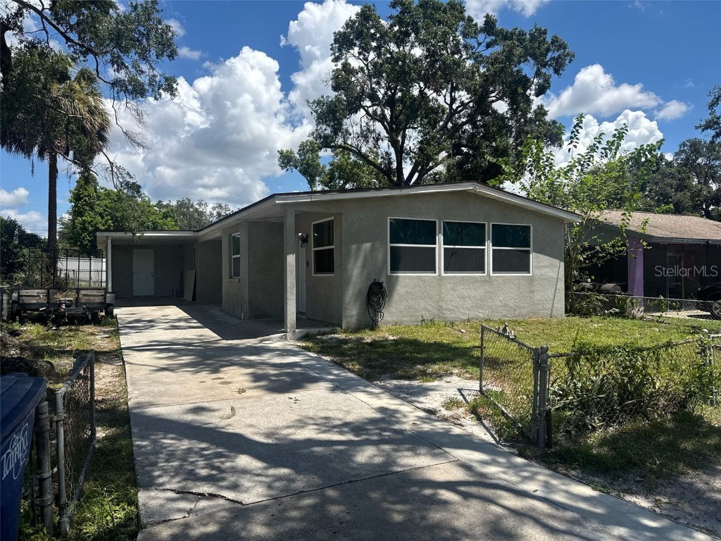 3608 E Powhatan Avenue Tampa FL 33610 TB8419784 image1