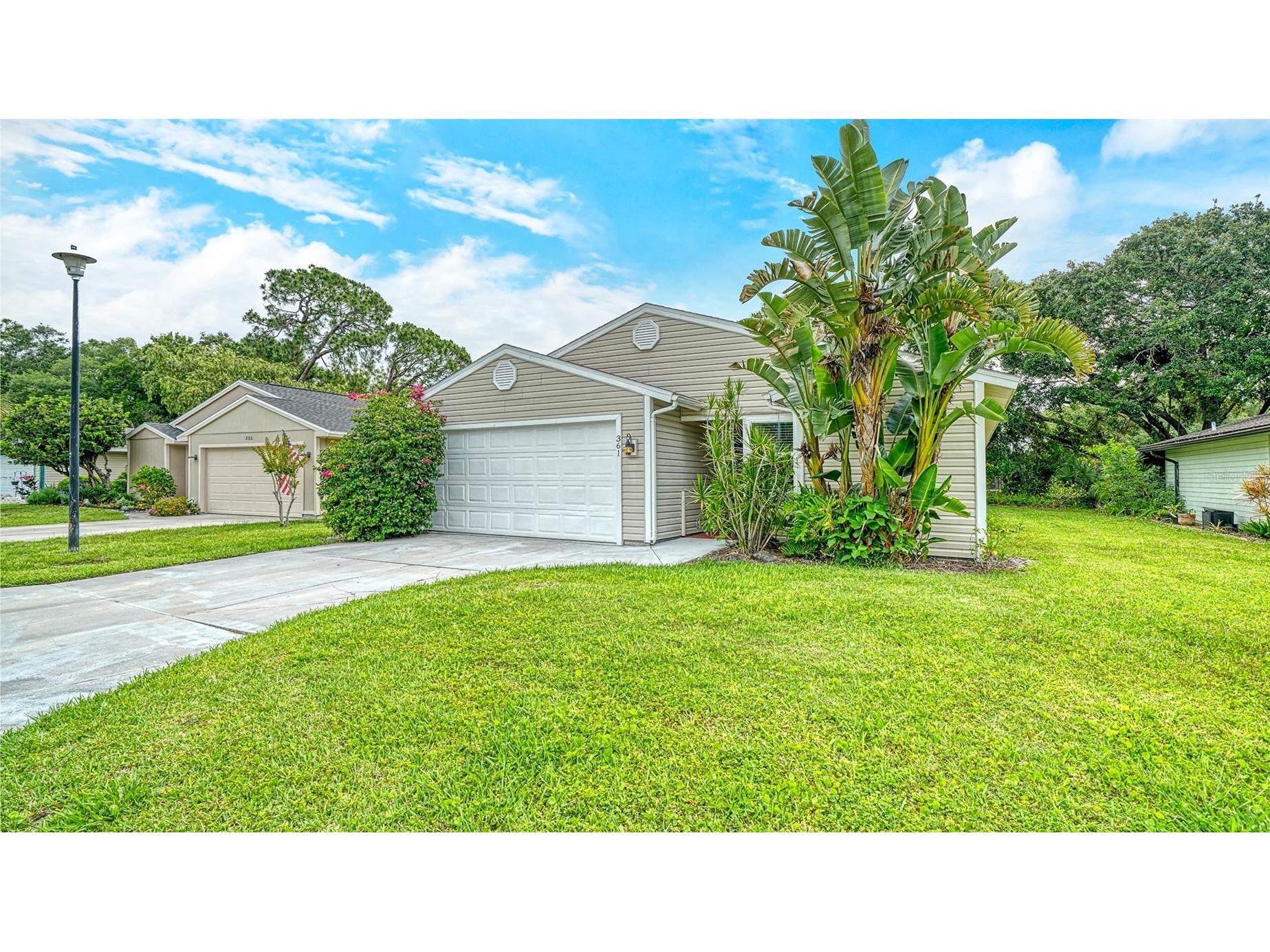 361 Bearded Oaks Circle Sarasota FL 34232 A4693575 image1