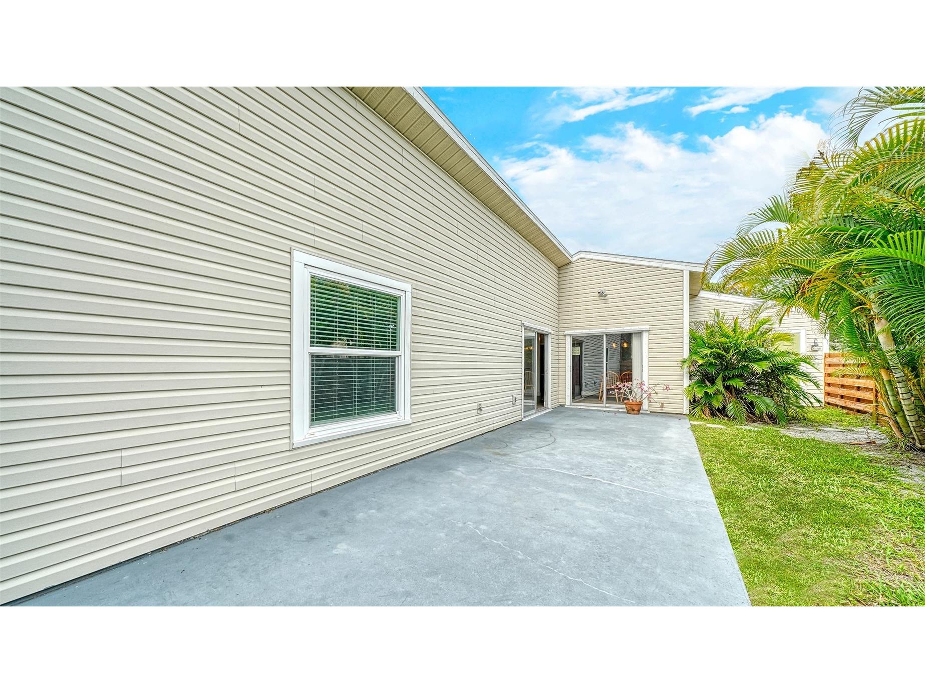 361 Bearded Oaks Circle Sarasota FL 34232 A4693575 image21