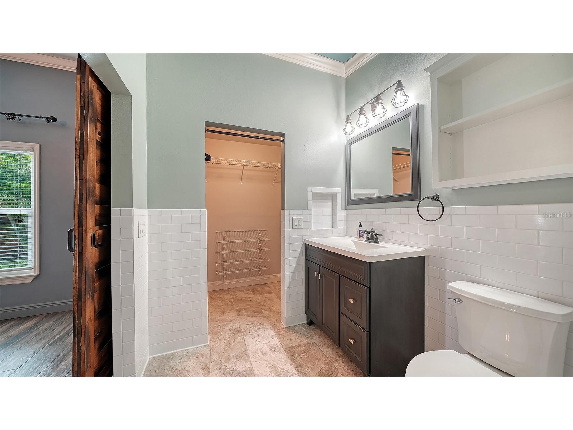 361 Bearded Oaks Circle Sarasota FL 34232 A4693575 image26