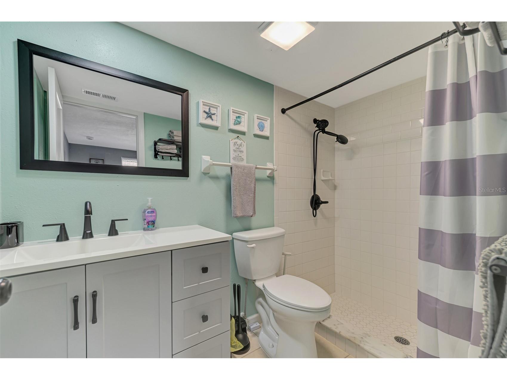 361 Falkland Road Venice FL 34293 A4694599 image25