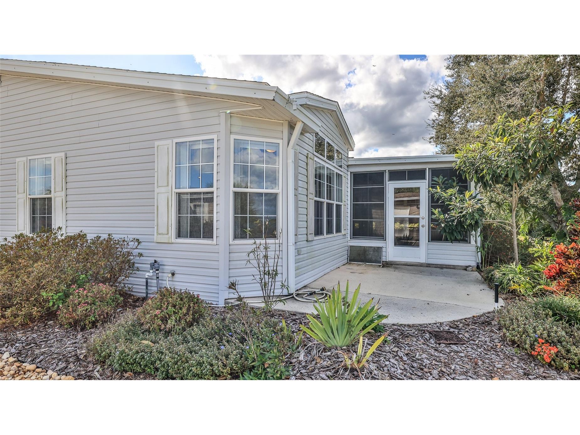 361 Marsh Landing Loop Oak Hill FL 32759 - INDIAN RIVER INTRACOASTAL WW NS1087166 image4