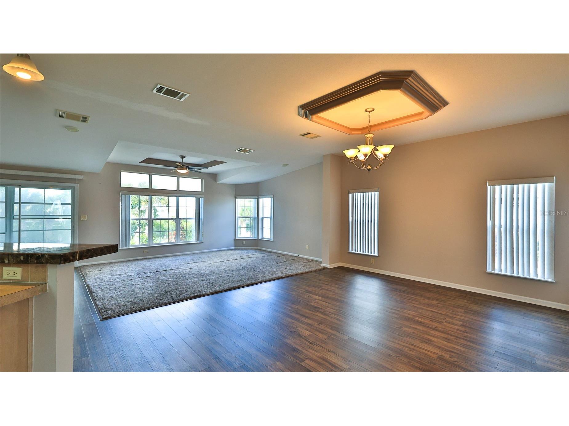 361 Marsh Landing Loop Oak Hill FL 32759 - INDIAN RIVER INTRACOASTAL WW NS1087166 image7