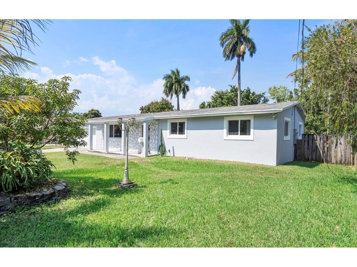 361 NE 150 Street Miami FL 33161 J959884 image1