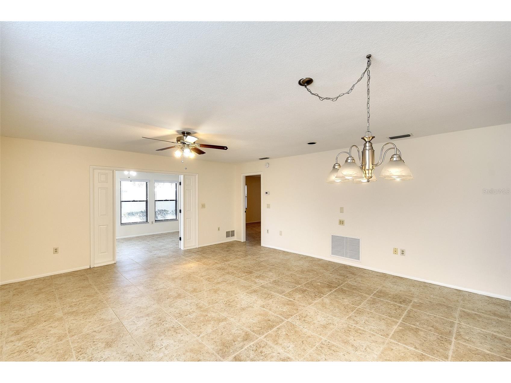 361 Oak Hill Drive #3 Sarasota FL 34232 A4681110 image11