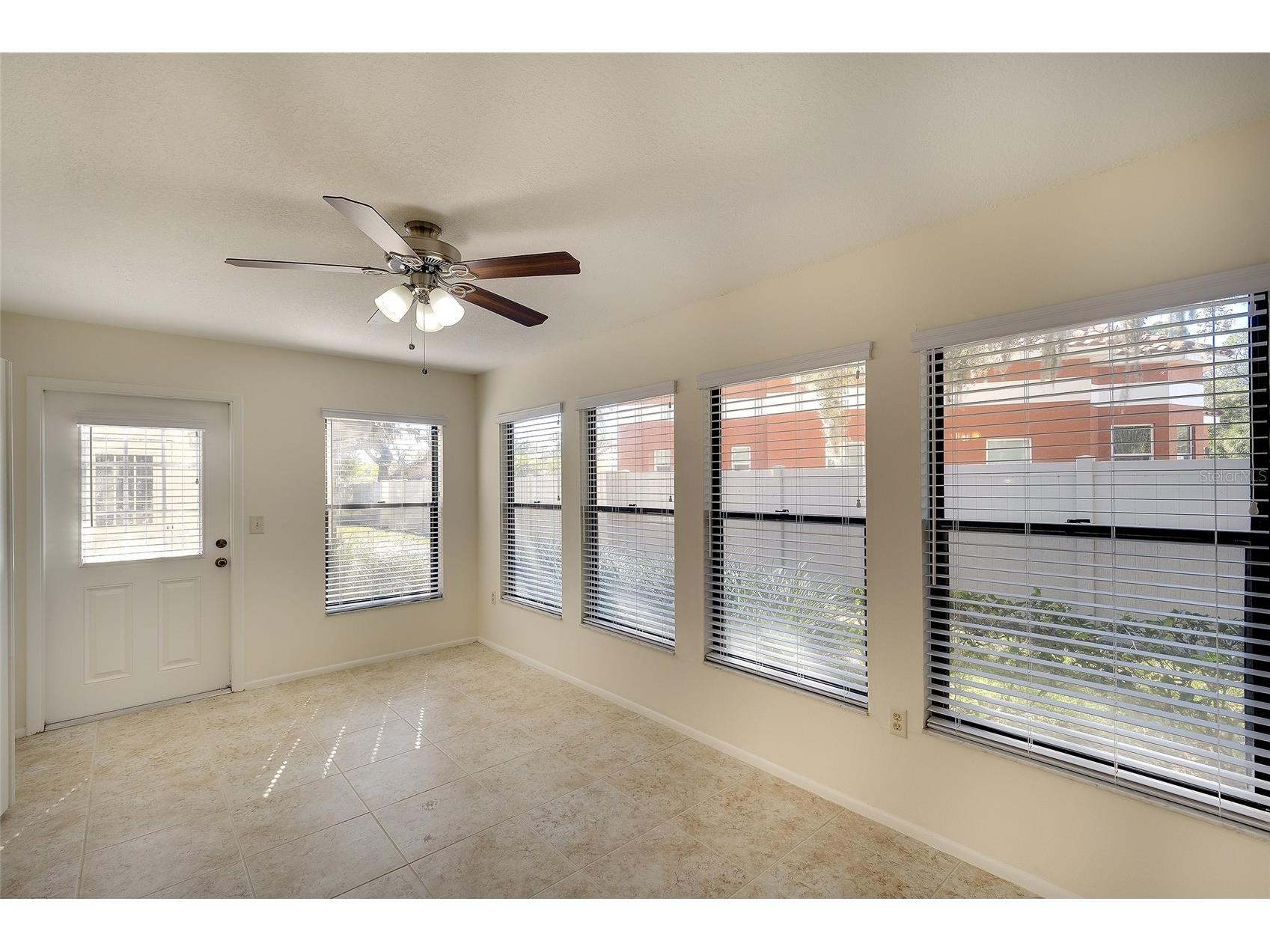361 Oak Hill Drive #3 Sarasota FL 34232 A4681110 image15