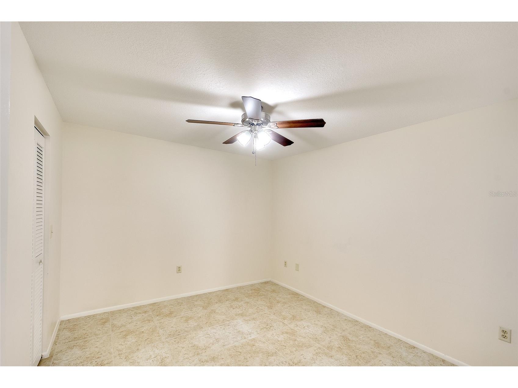 361 Oak Hill Drive #3 Sarasota FL 34232 A4681110 image26
