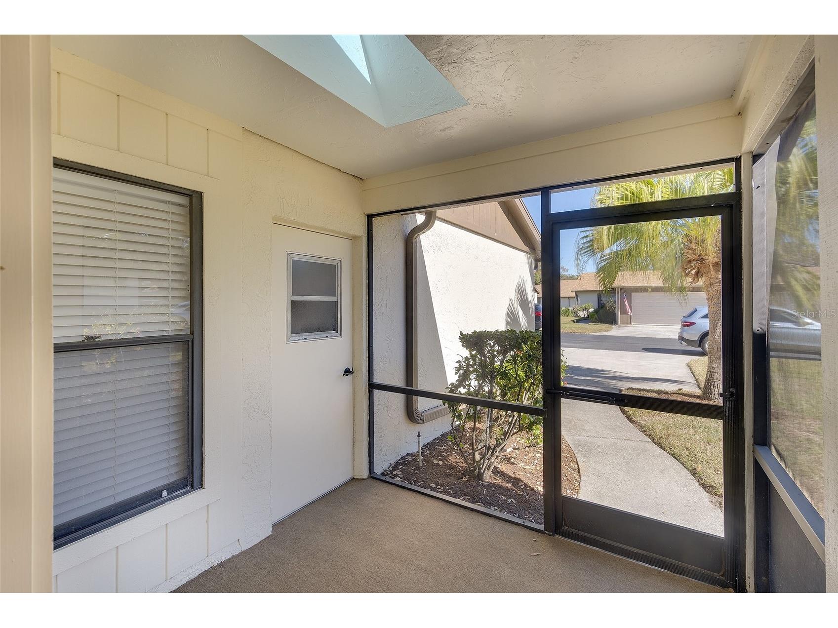 361 Oak Hill Drive #3 Sarasota FL 34232 A4681110 image3