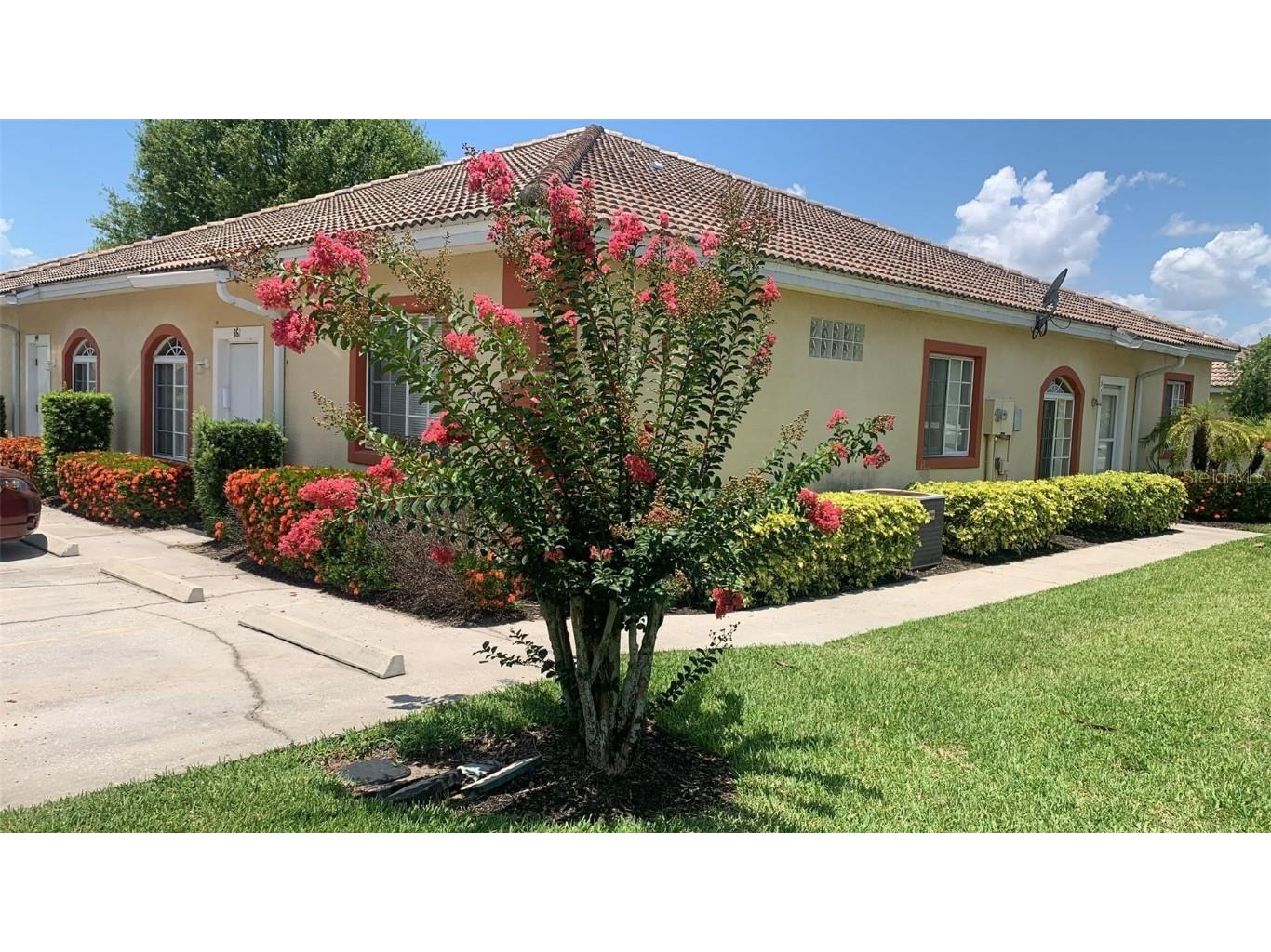 361 Port Pleasant Drive Kissimmee FL 34759 O6352777 image1