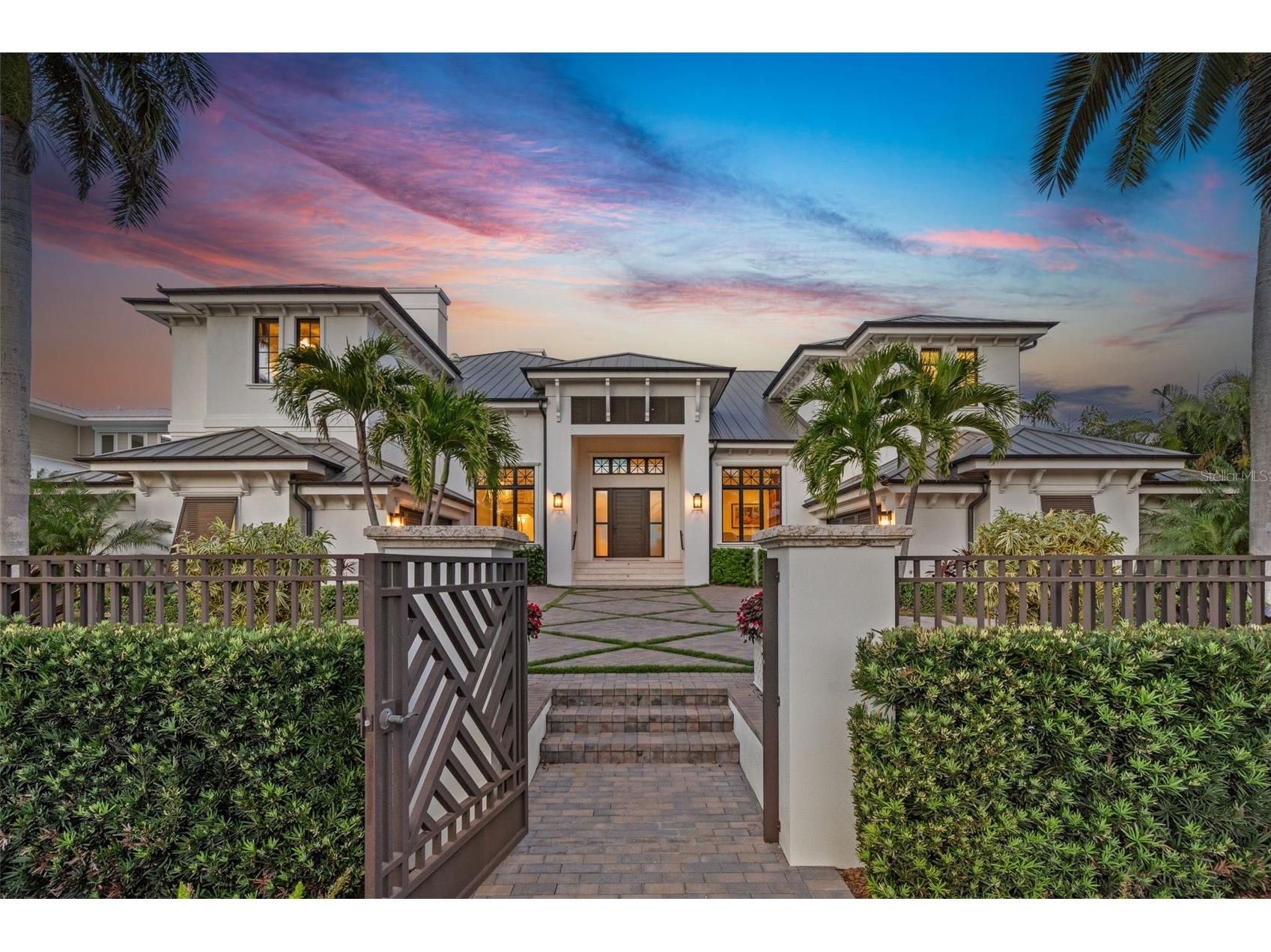 361 S Blvd Of The Presidents Sarasota FL 34236 - SARASOTA BAY A4689343 image2