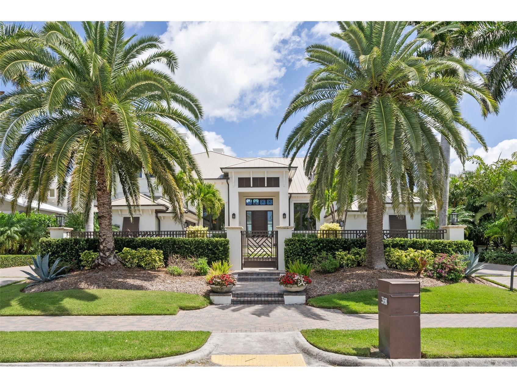 361 S Blvd Of The Presidents Sarasota FL 34236 - SARASOTA BAY A4689343 image3