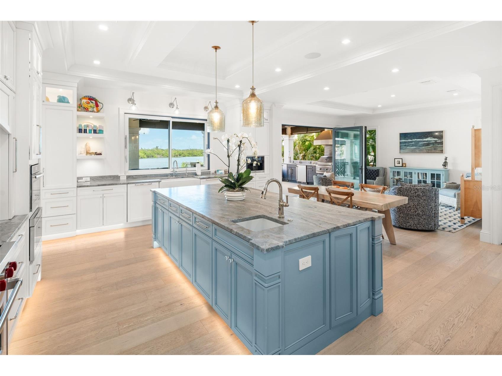 361 S Blvd Of The Presidents Sarasota FL 34236 - SARASOTA BAY A4689343 image38